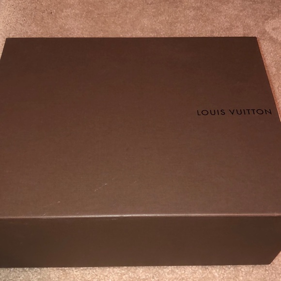 Louis Vuitton Men’s sneakers - Picture 6 of 10